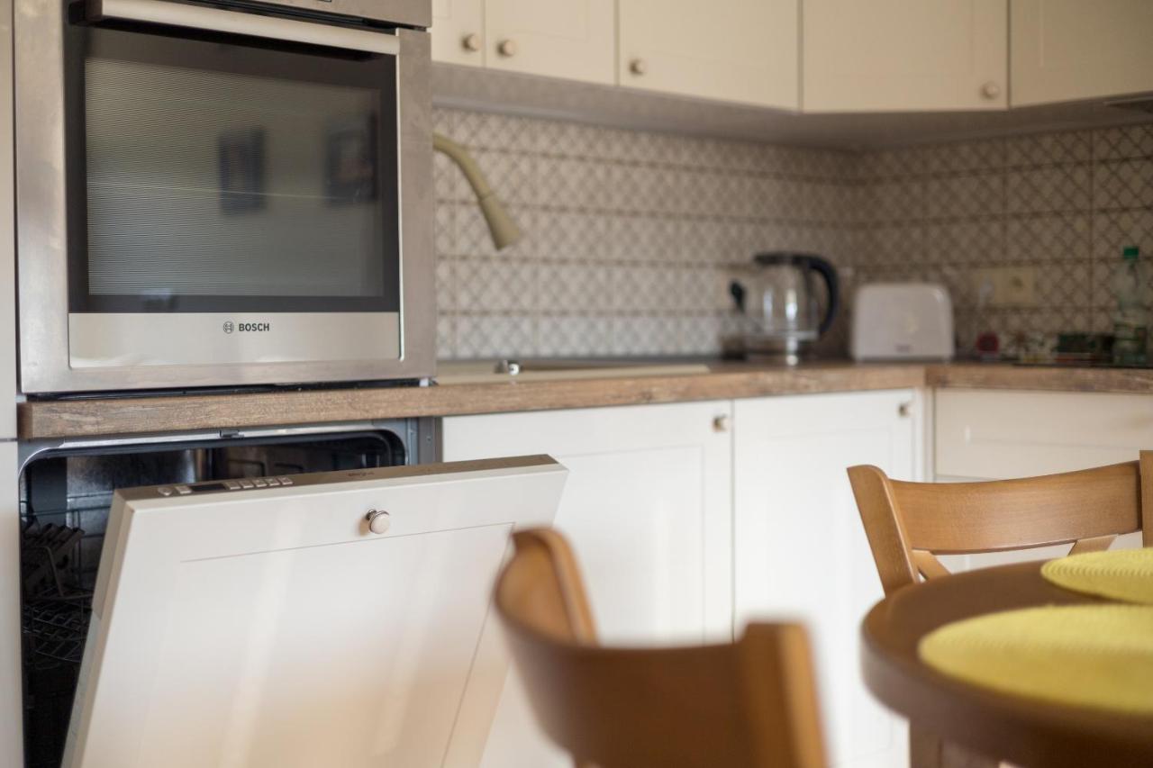Piekna 2-Bedroom Apartment Warszawa Eksteriør bilde